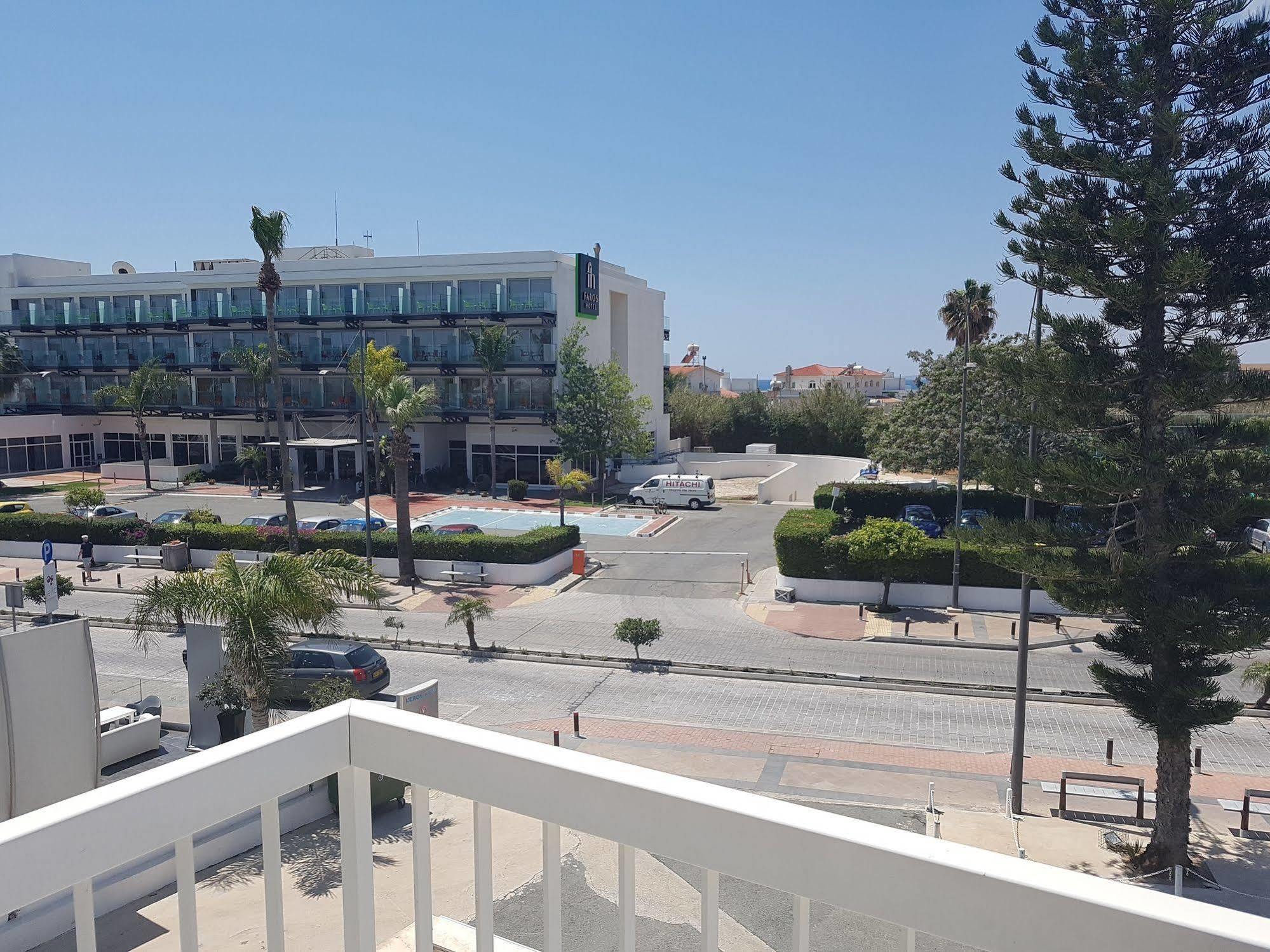 L'Eros Hotel Ayia Napa Ngoại thất bức ảnh